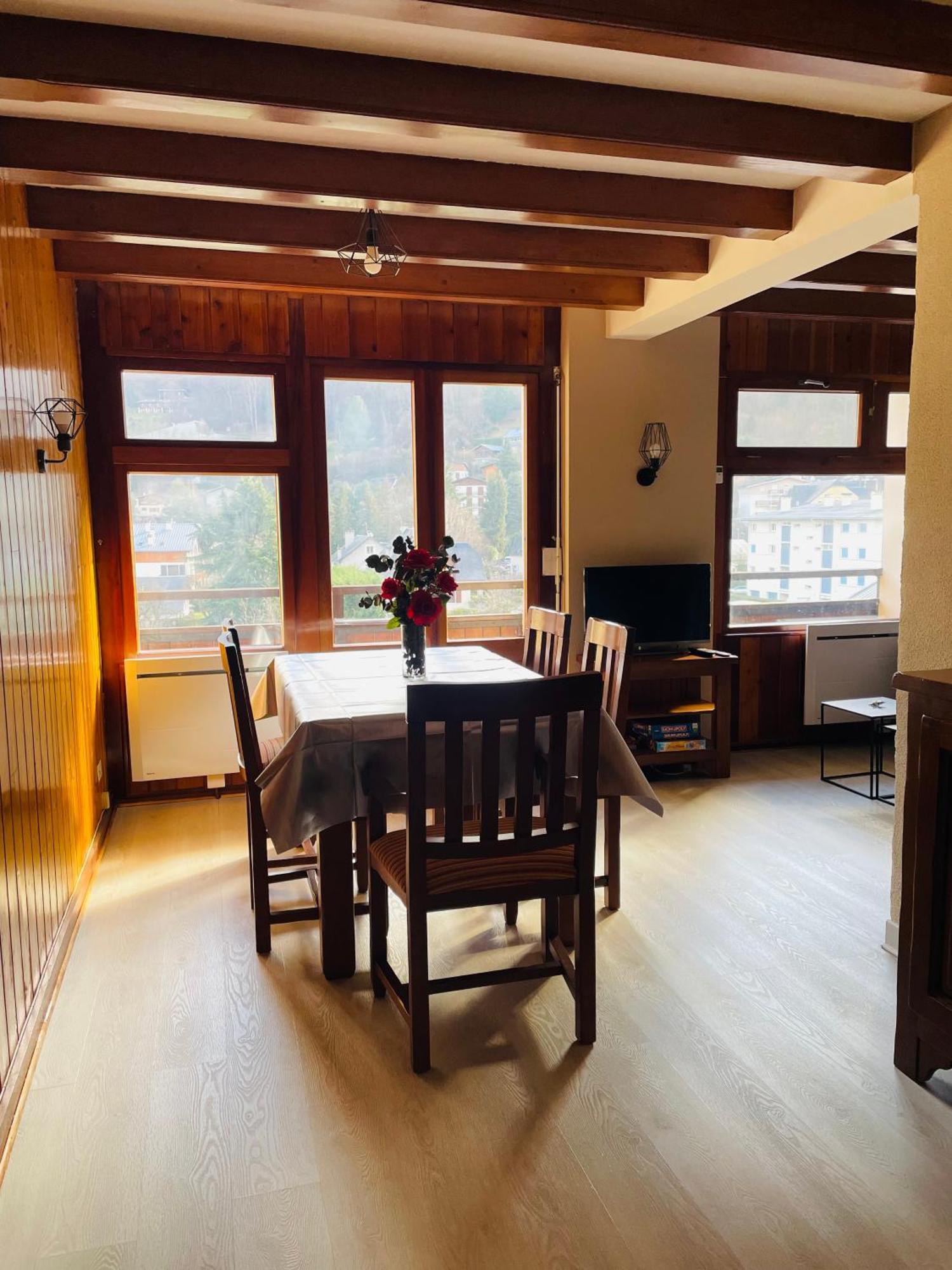 Appartement 58 M2 Avec Piscine Interieure Vue Montagne Centre Village , Parking Prive แซ็งต์-ลารีย์-ซูว์ลอง ภายนอก รูปภาพ